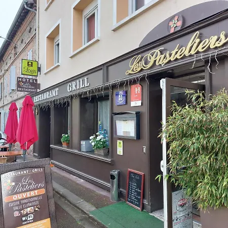 Hotel Logis - Les Pasteliers 2*