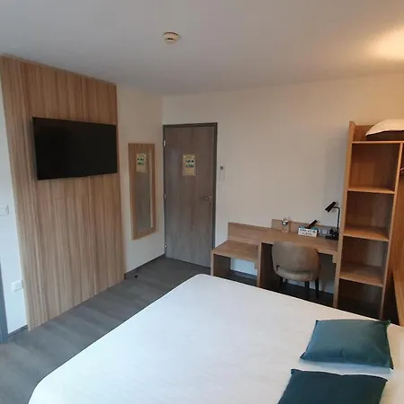 Les Pasteliers Hotel