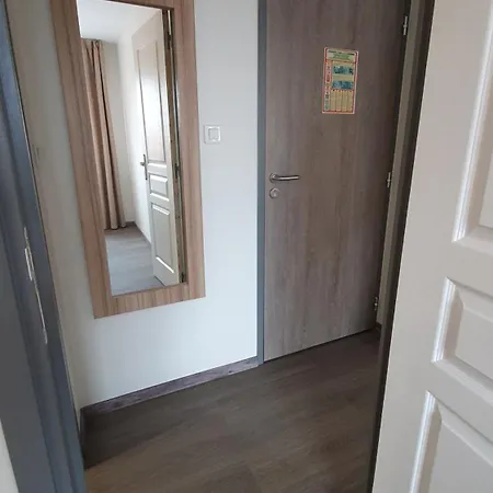 Logis - Les Pasteliers Hotel 2*