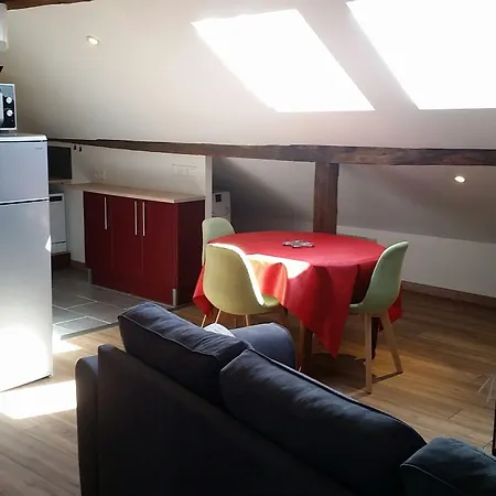 Hotel Logis - Les Pasteliers